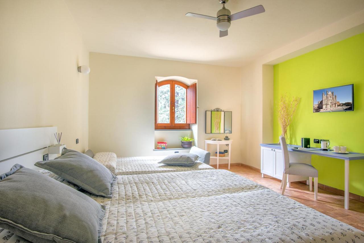Torrenova Di Assisi Country House Kültér fotó